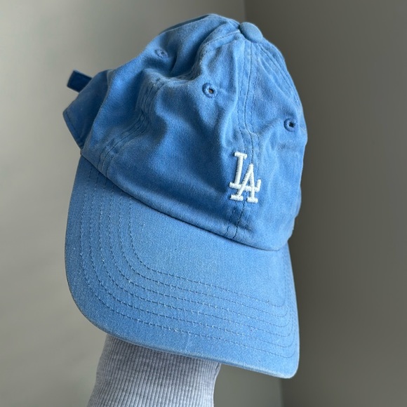 Brandy Melville Accessories - LA Hat